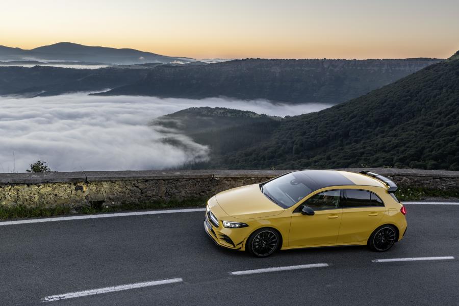  Mercedes-AMG A35 4Matic Aerodynamic Package (W177) 2018 года  (WW) (фото 4 из 31)